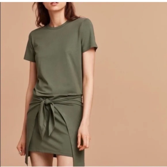 Wilfred Dresses & Skirts - SOLD- Aritzia Wilfred Baid dress
